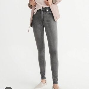 Abercrombie & Fitch Women's Charcoal Skinny Jeans,size 27